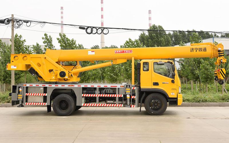 Телескопический автокран 12T, STSQ12F