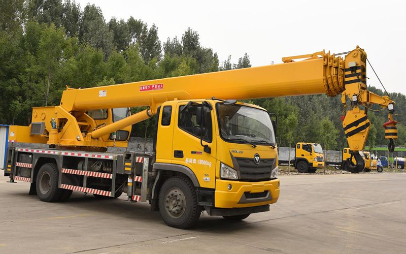 Телескопический автокран 16T, STSQ16F