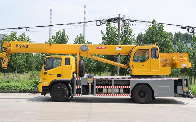 Телескопический автокран 16T, STSQ16F-ES3