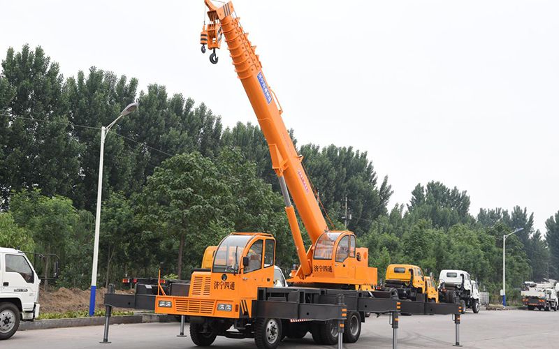 Колесный кран 20T, STSQ20D
