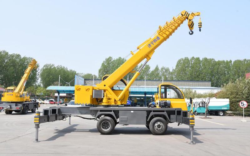 Колесный кран 8T, STSQ8D
