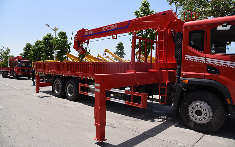 Кран-манипулятор 14T, SST14S5