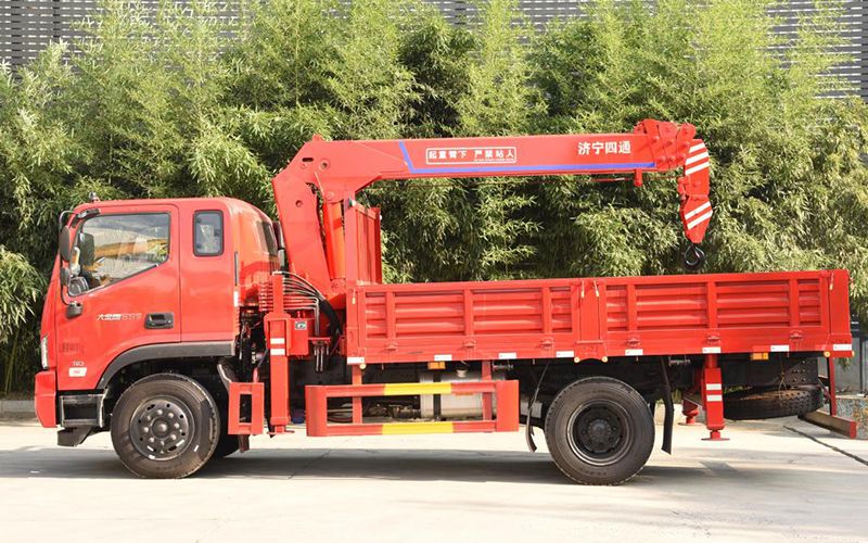Кран-манипулятор 5T, SST5S4