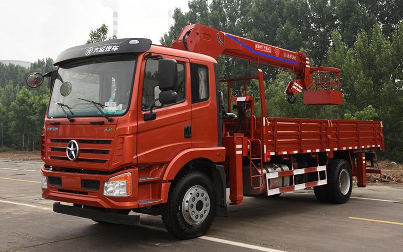 Кран-манипулятор 8T, SST8S4