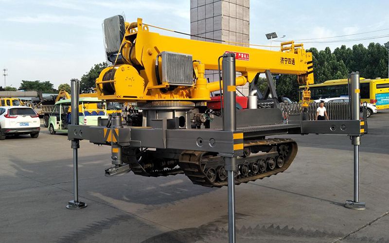 Телескопический гусеничный кран 4T, STSQ4L