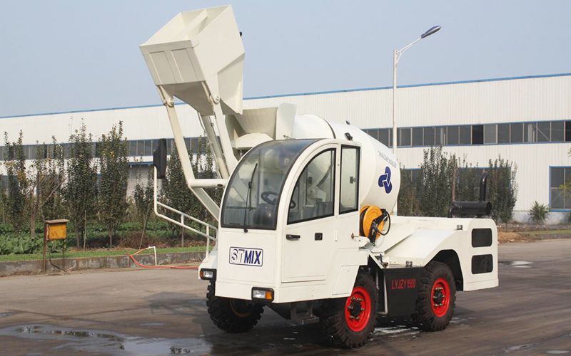 Бетоносмеситель с самозагрузкой 1.5 м³, LYJZY1500